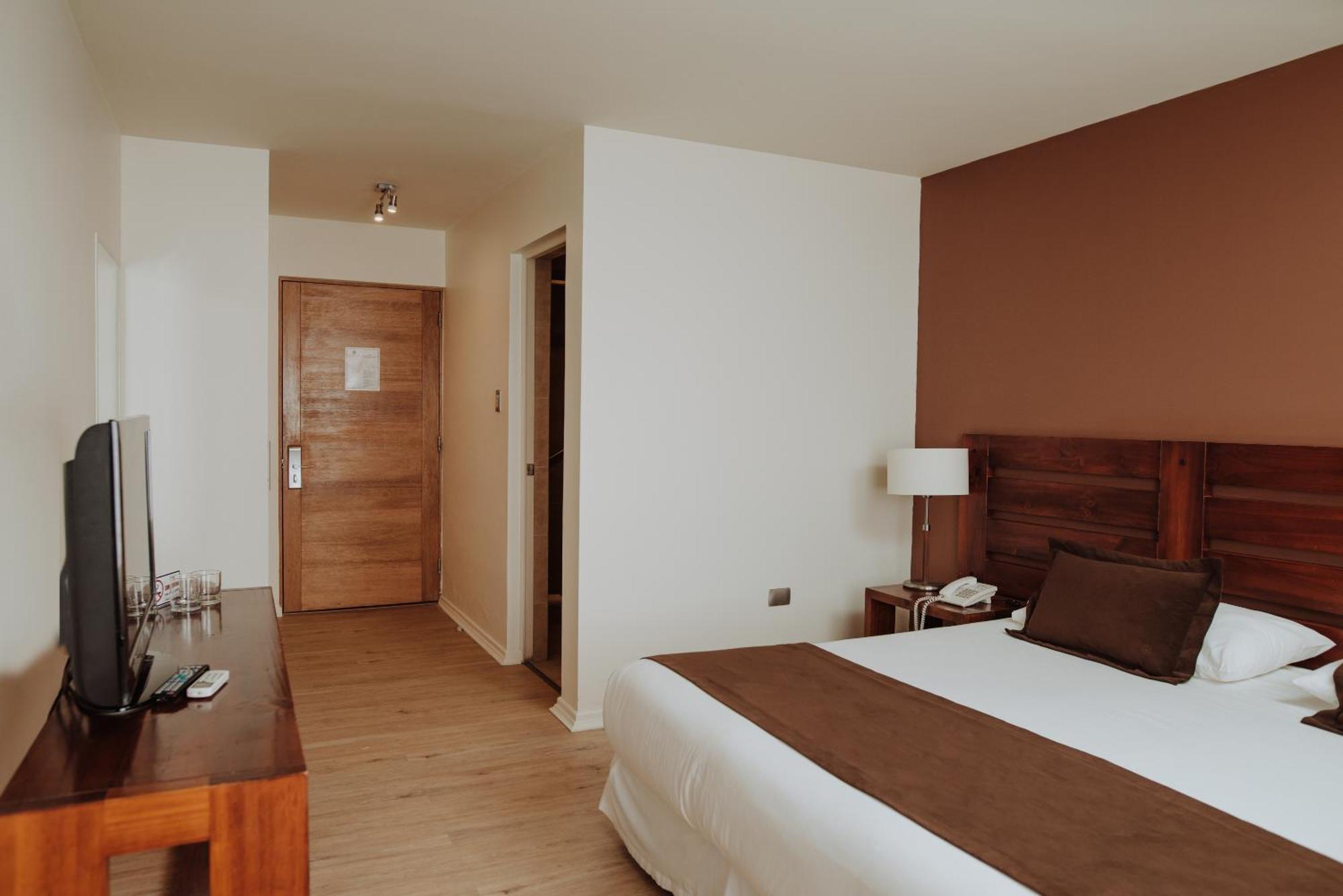 אובאייה Hotel Limari מראה חיצוני תמונה
