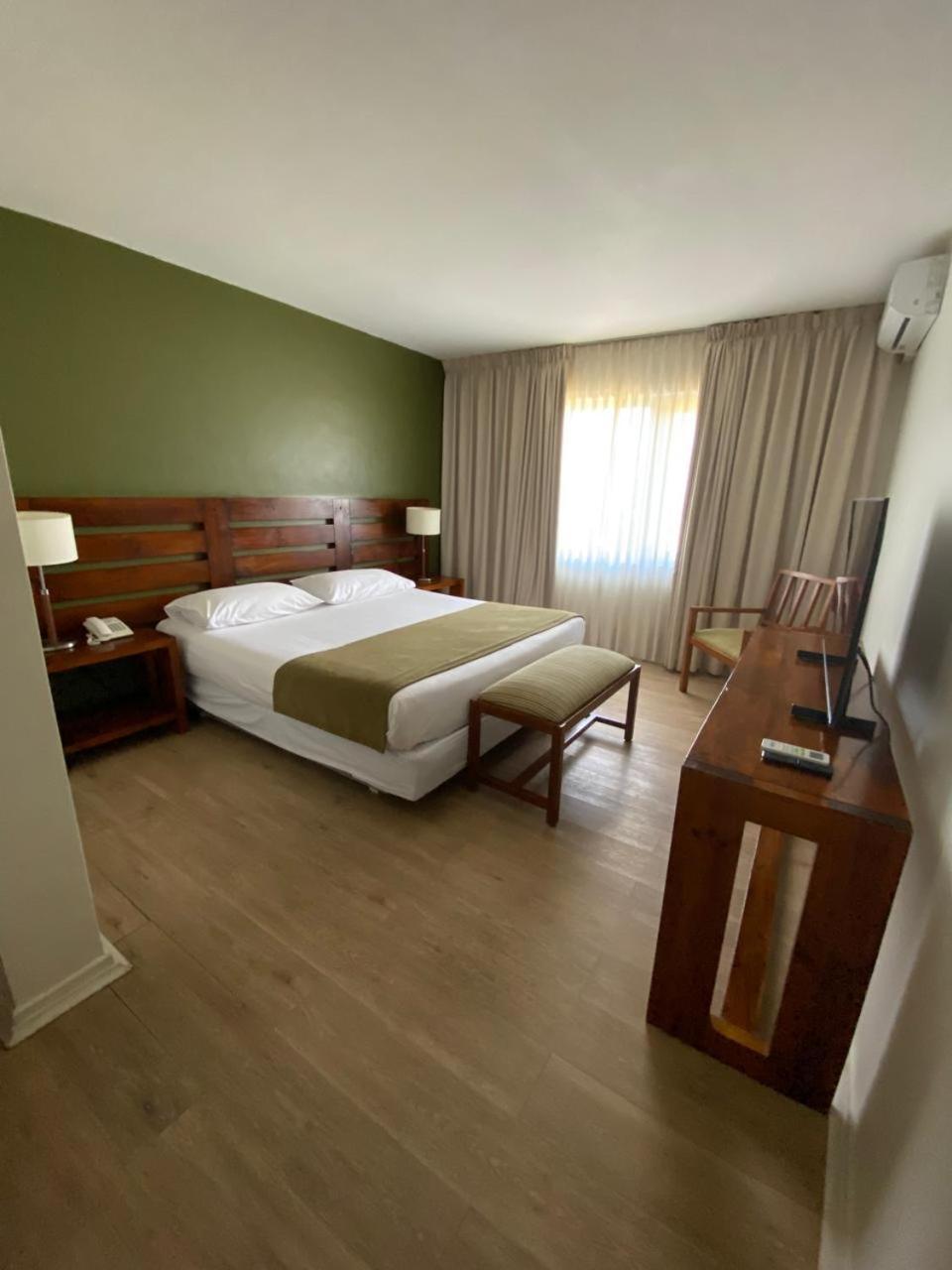 אובאייה Hotel Limari מראה חיצוני תמונה