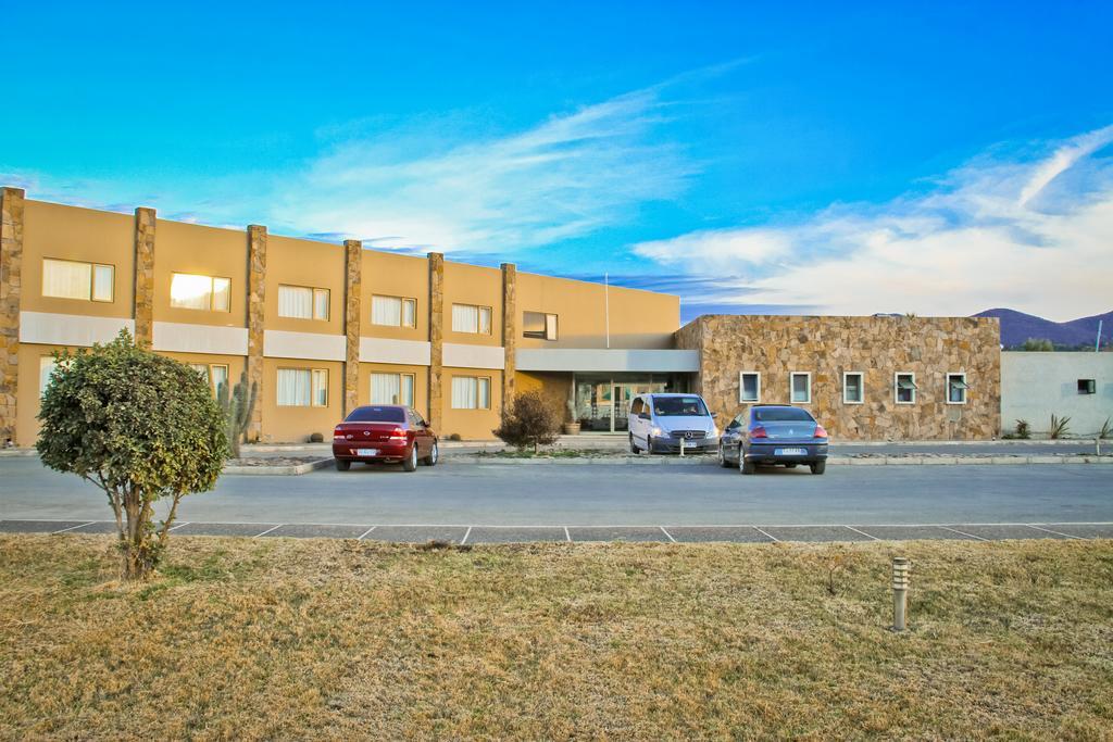 אובאייה Hotel Limari מראה חיצוני תמונה
