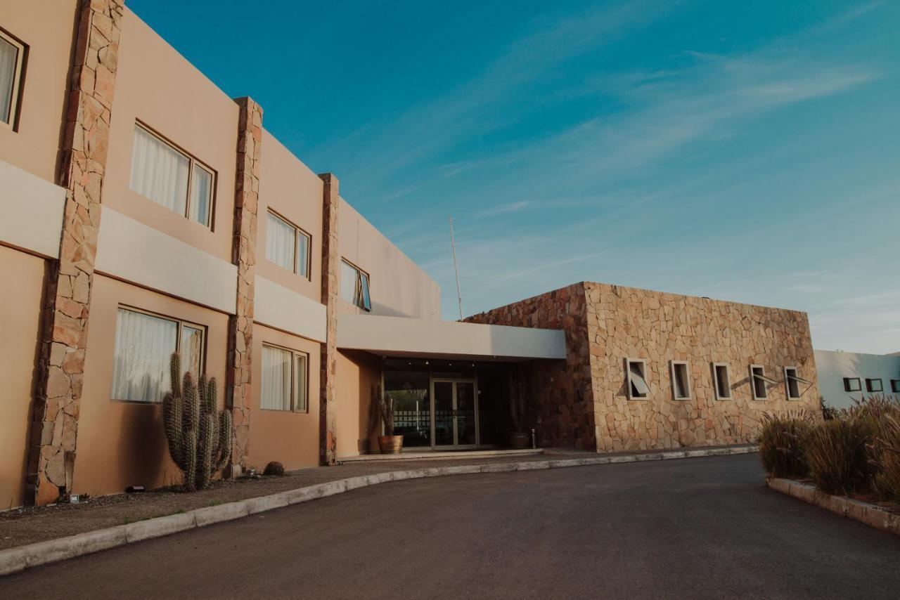 אובאייה Hotel Limari מראה חיצוני תמונה